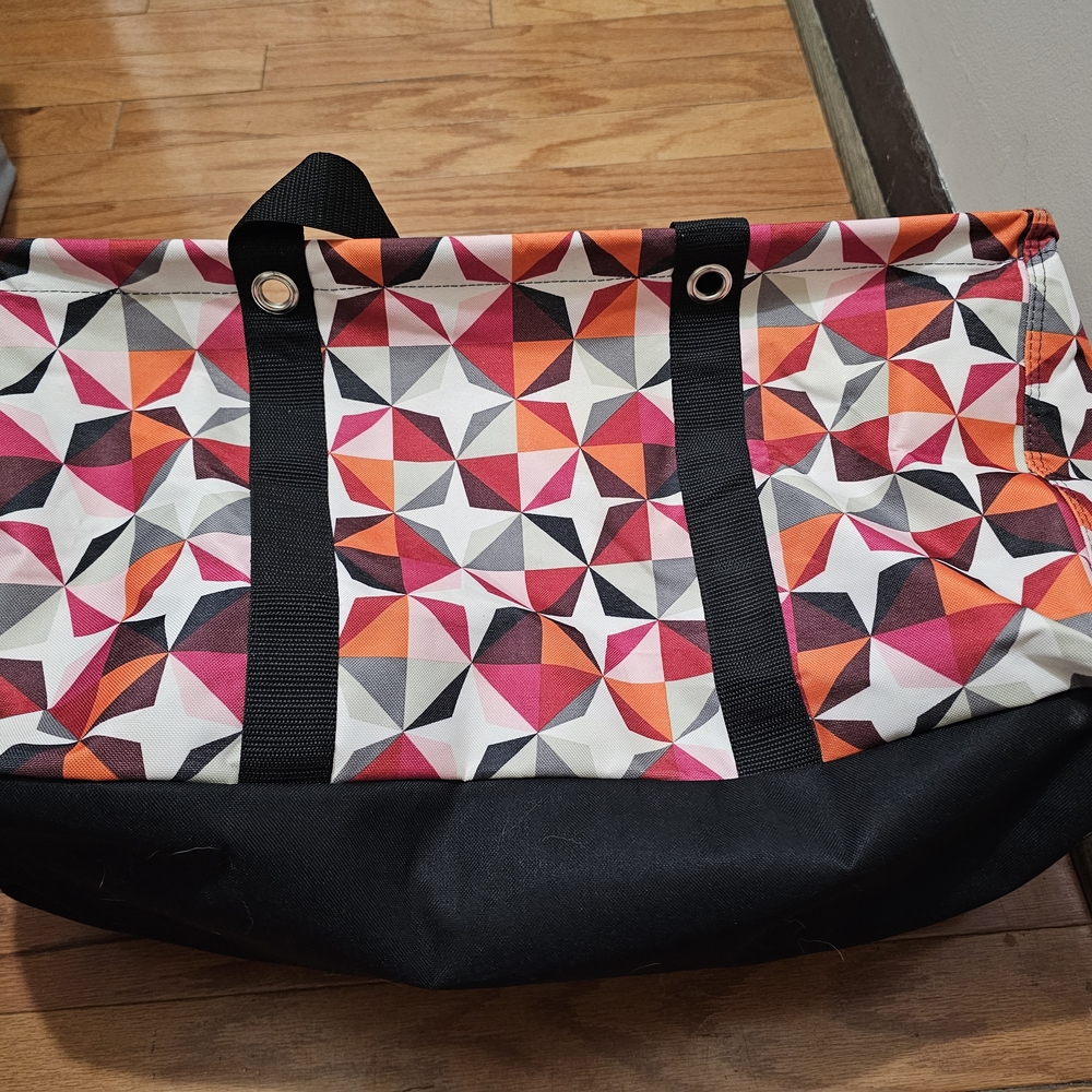 Thirty-One Large Multicolor Geometric Tote
